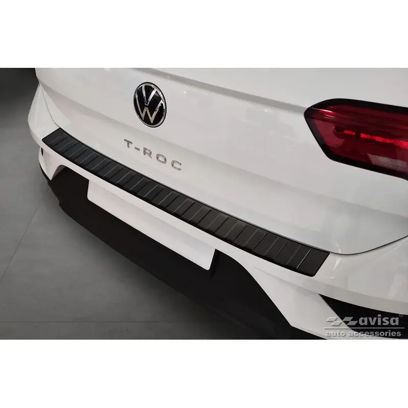 Avisa, Bagkofangerbeskytter, Mat Sort, Rustfritstål, passer til Volkswagen T-Roc 2017-2022 & Facelift 2022- incl. Cabrio ‘Ribs‘ | Tilbudspris