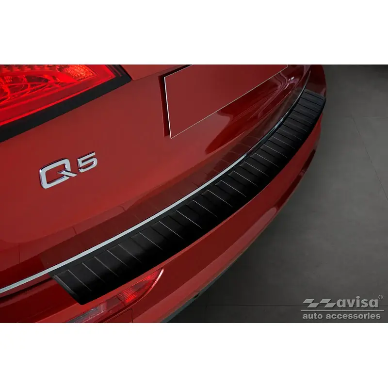 Avisa, Bagkofangerbeskytter, Mat Sort, Rustfritstål, passer til Audi Q5 2008-2012 & 2012- ‘Ribs‘ - Høj kvalitet